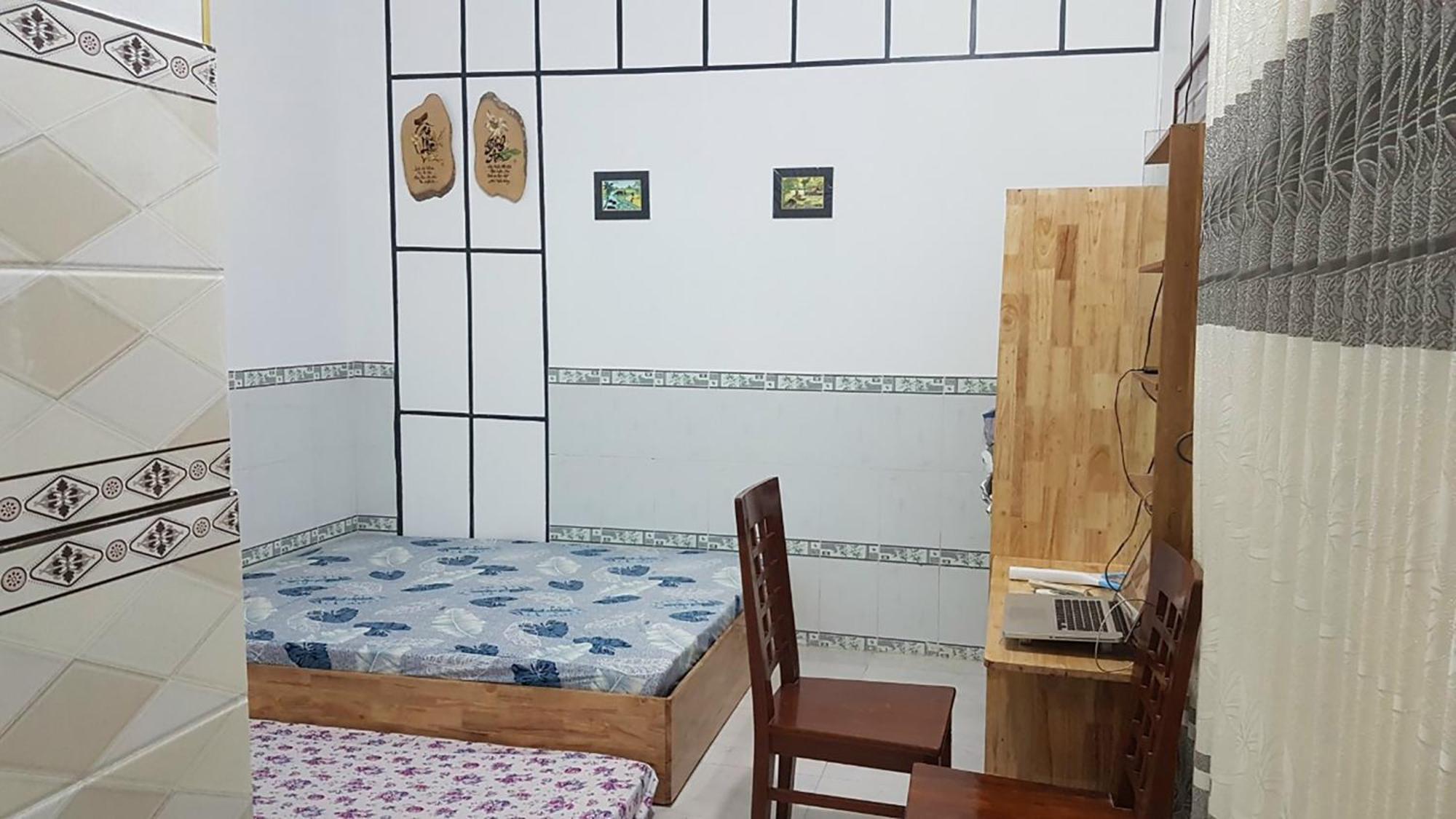 Hoa Lan Motel & Homestay Giong Tu Dien Kültér fotó