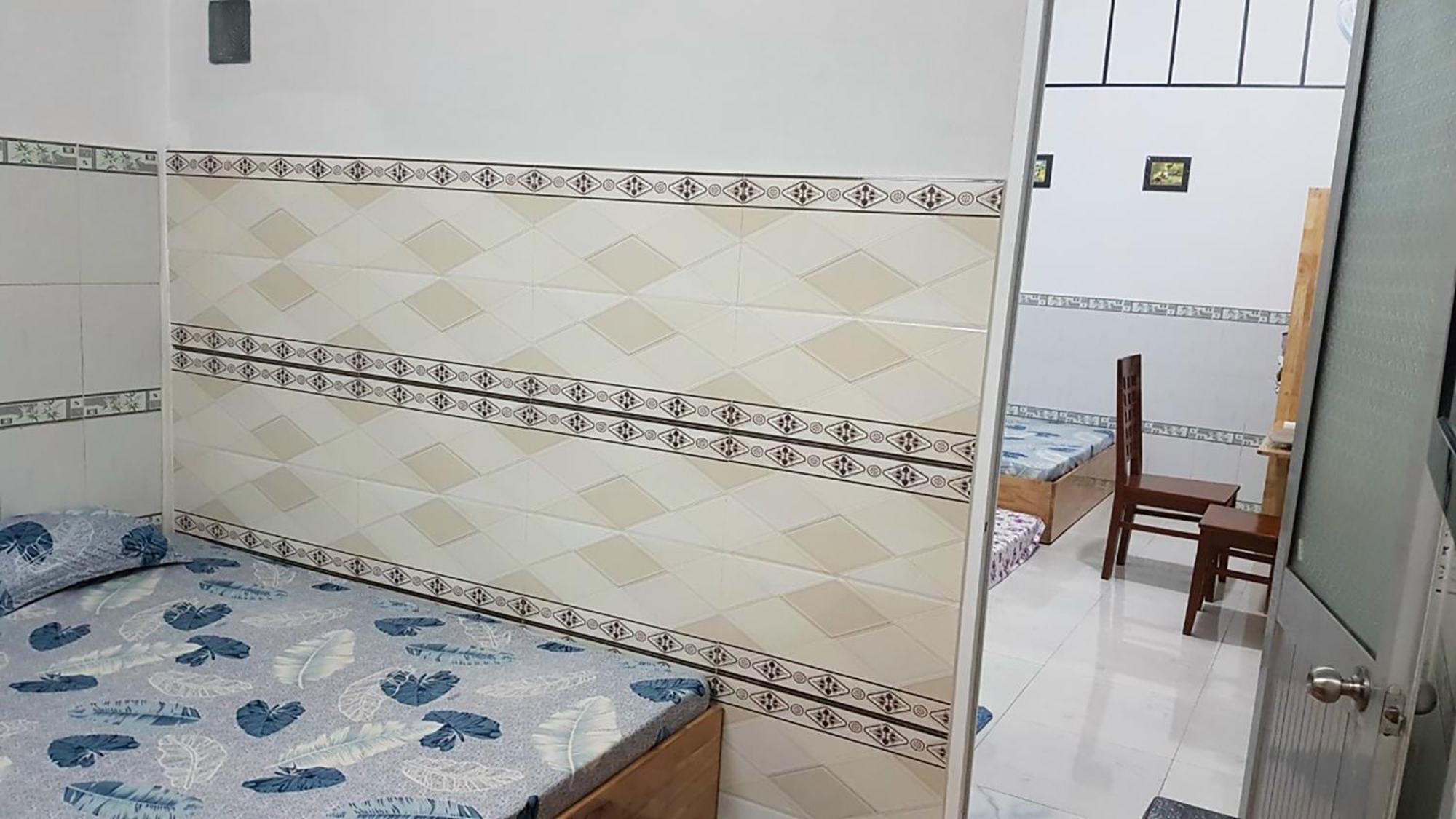 Hoa Lan Motel & Homestay Giong Tu Dien Kültér fotó