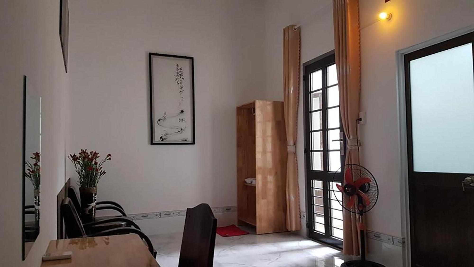 Hoa Lan Motel & Homestay Giong Tu Dien Kültér fotó
