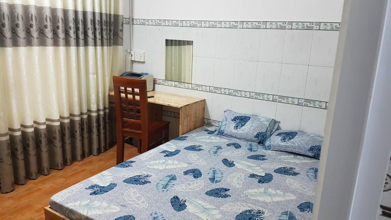 Hoa Lan Motel & Homestay Giong Tu Dien Kültér fotó