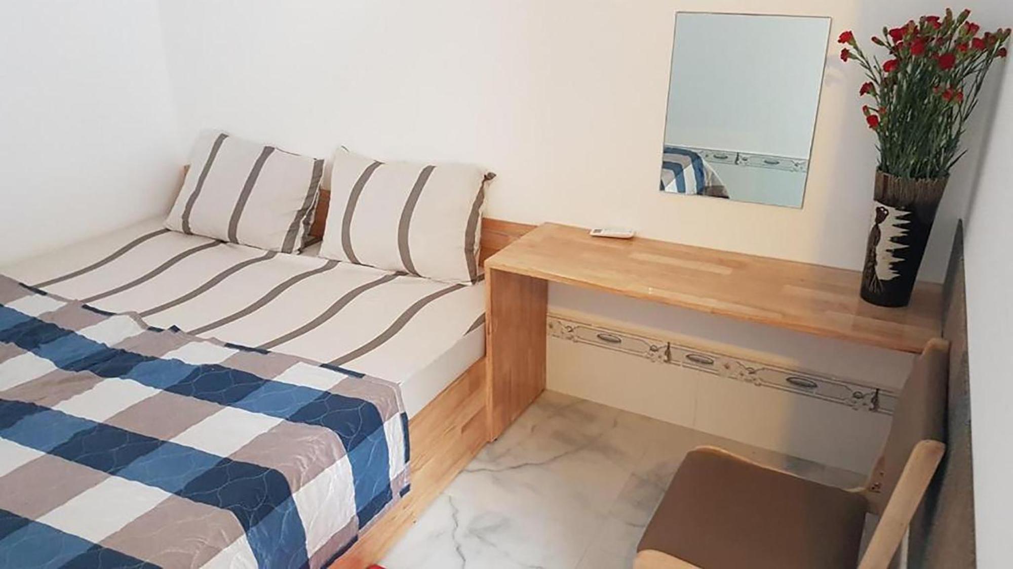Hoa Lan Motel & Homestay Giong Tu Dien Kültér fotó